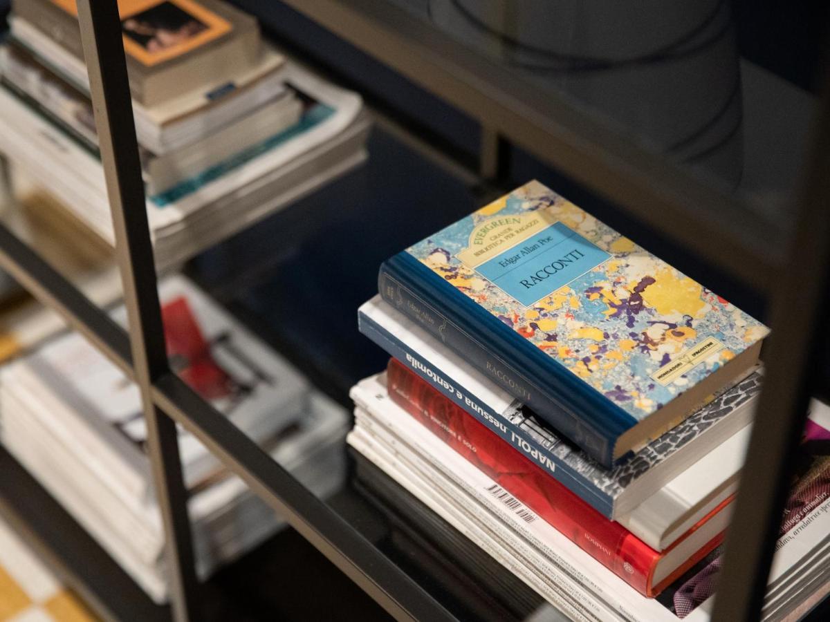 Salotto Borbonico Panzió Nápoly Kültér fotó